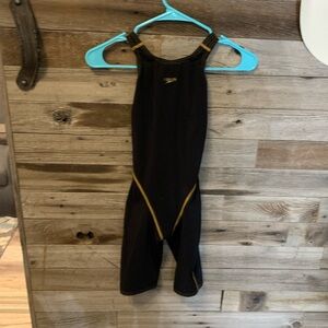 Speedo women’s LZR pro tech suit size 26